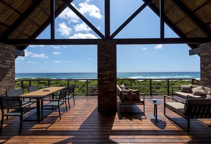 Montebelo Milibangalala Bay Resort