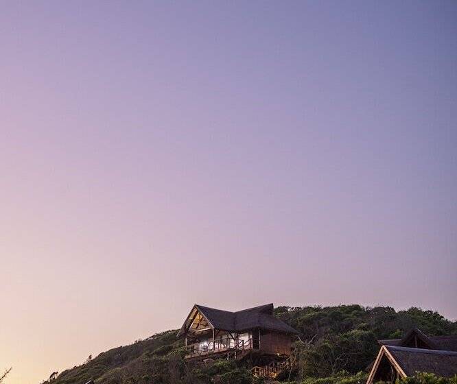 Montebelo Milibangalala Bay Resort