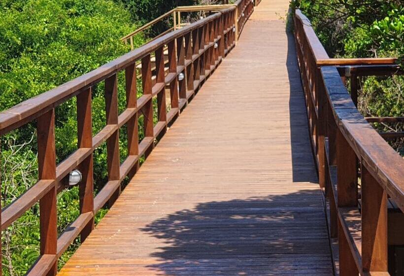 Montebelo Milibangalala Bay Resort