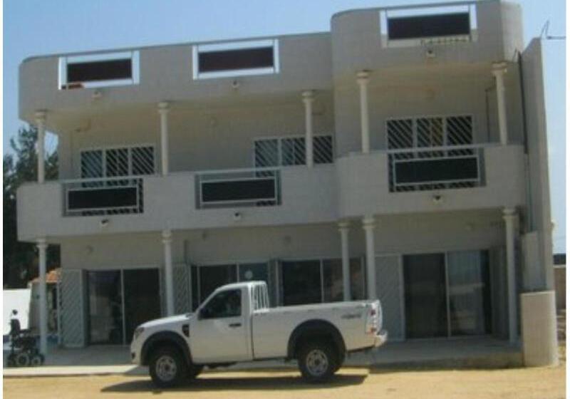 פנסיון Eden Beach Saint Louis