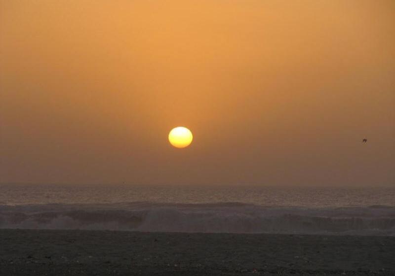 פנסיון Eden Beach Saint Louis