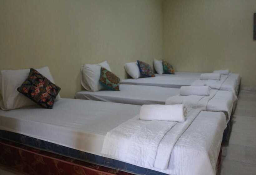 פנסיון Pondok Tulasi Amertha