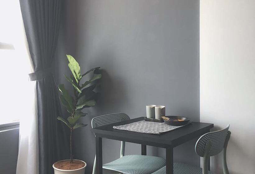 پانسیون Saigon Sirius