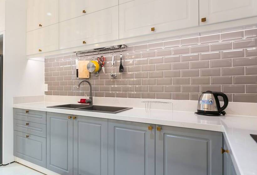 پانسیون Saigon Sirius