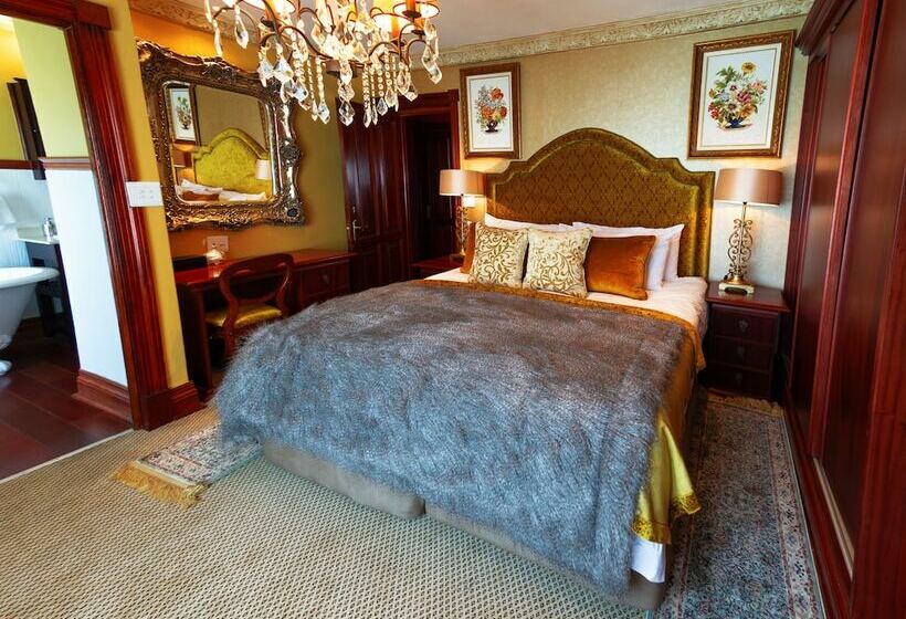 פנסיון Swallow Cliff Hall