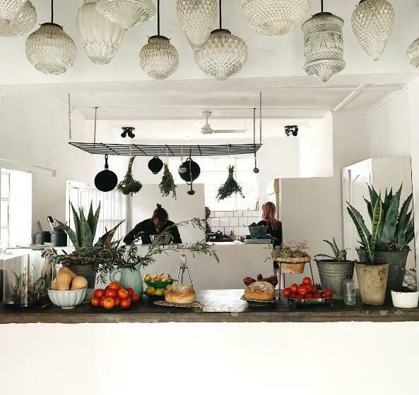 פנסיון The Richmond Café And Rooms