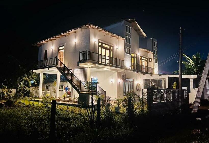 Пансион Theon Resort