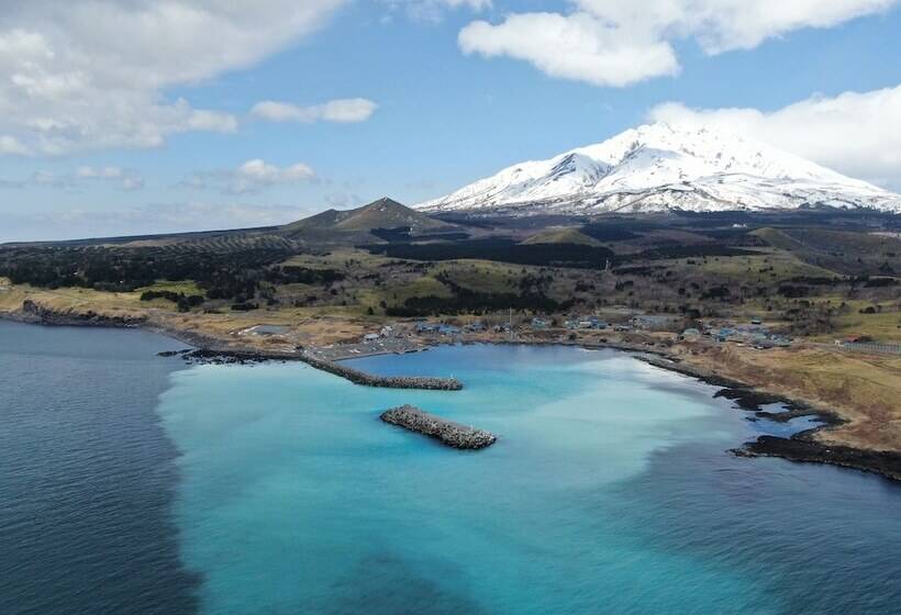 Rishiri Island Guesthouse 1721  Hostel