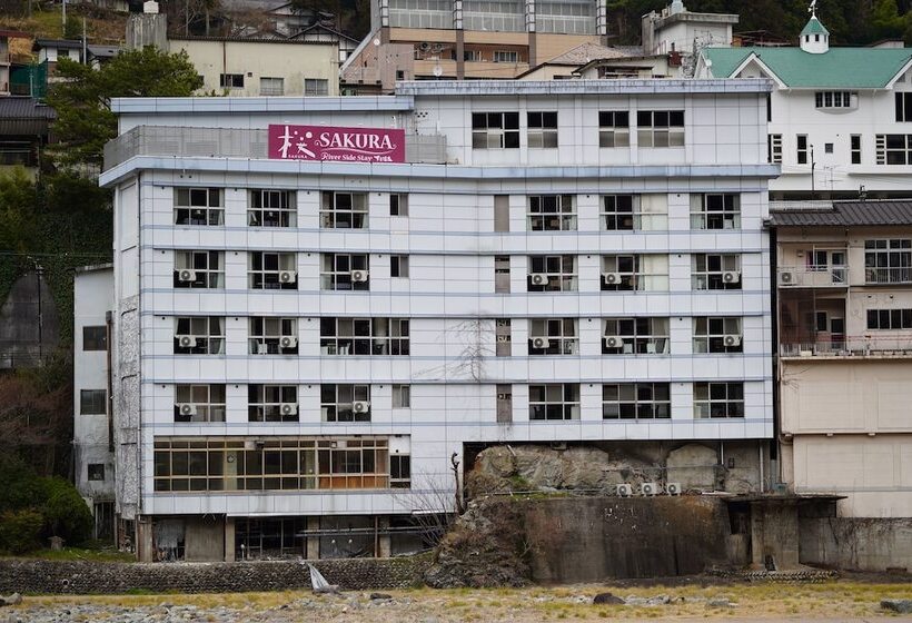 Sakura River Side Stay Gero Onsen   Hostel
