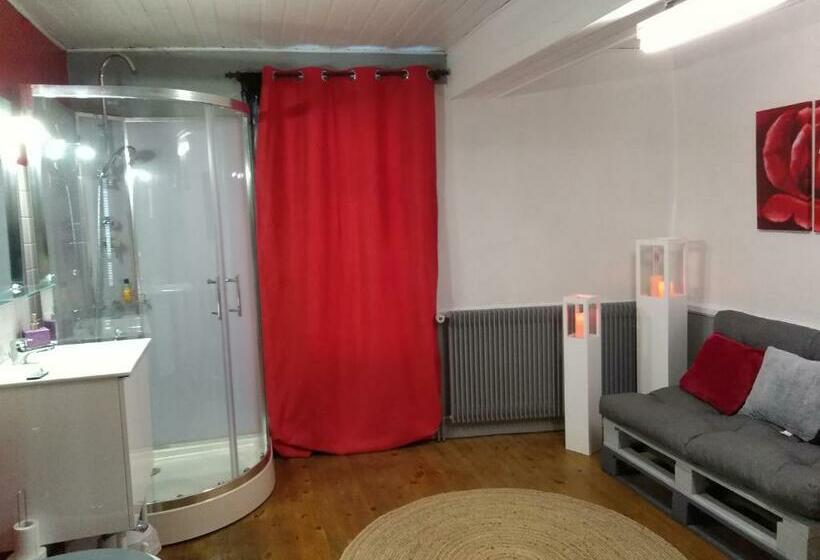 צימר Au Mange Prunes