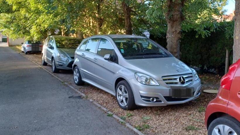 مبيت وإفطار La Carte Postale