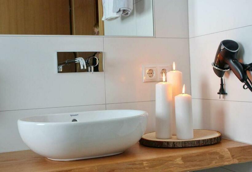 فندق Biohof Mathies