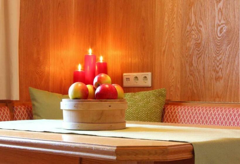 فندق Biohof Mathies