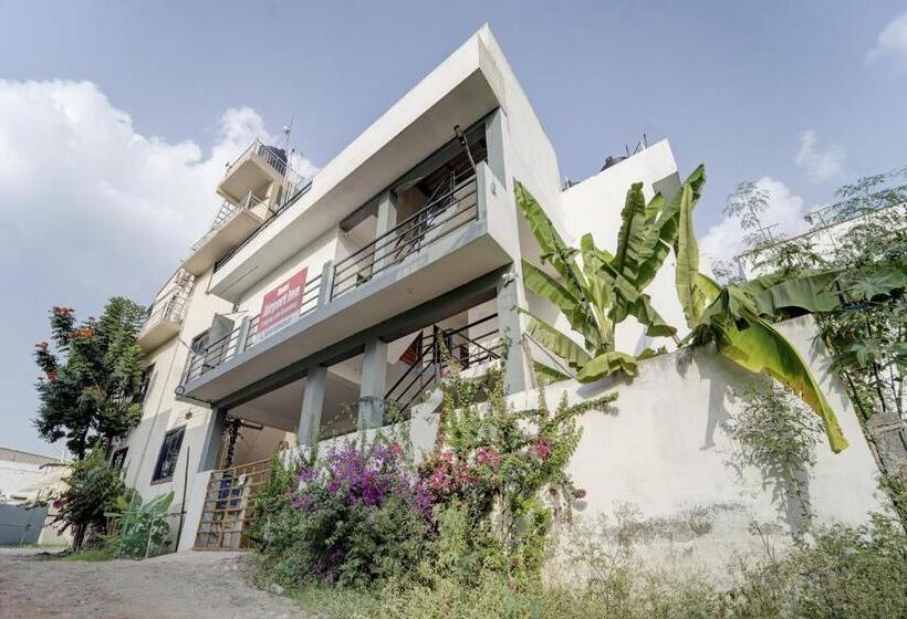 فندق Flagship Airport Inn