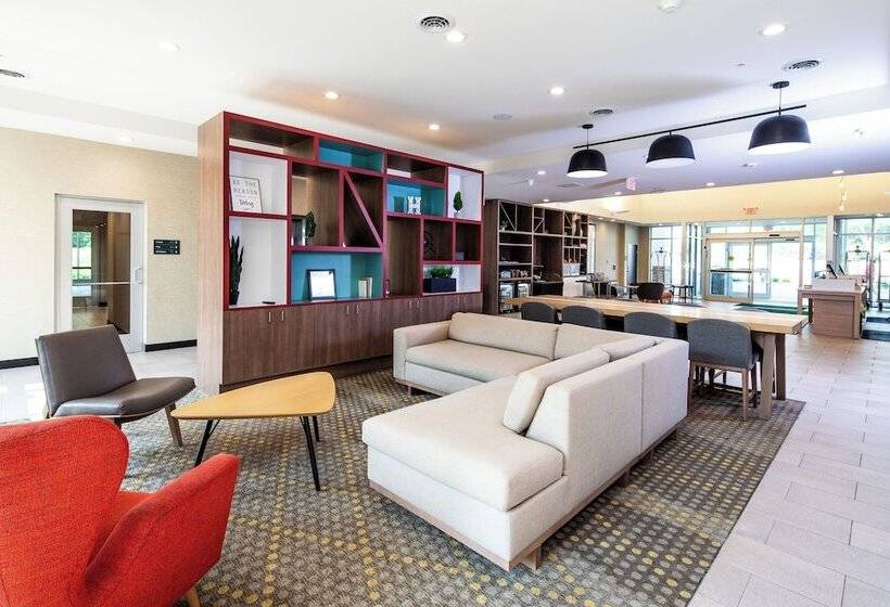 Отель Holiday Inn & Suites Detroit   Troy, An Ihg