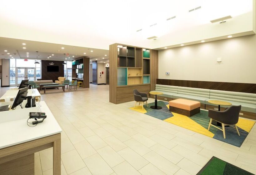 Отель Holiday Inn & Suites Detroit   Troy, An Ihg