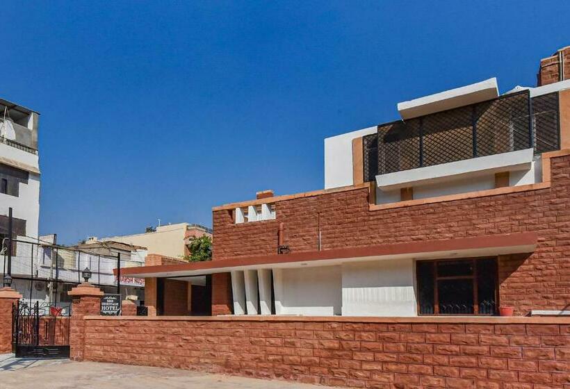 فندق Oyo 83673 The Bungalow 21