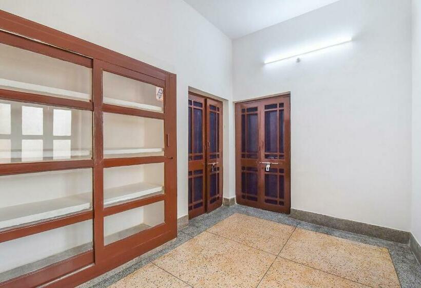 فندق Oyo 83673 The Bungalow 21