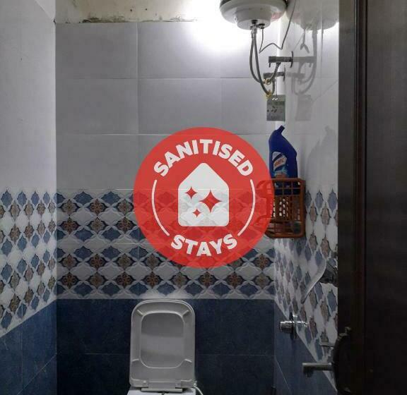 Отель Oyo 85305 Jiyanshi Guest Houses