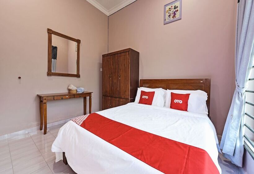 فندق Oyo 90448 Nurbayu Guest House