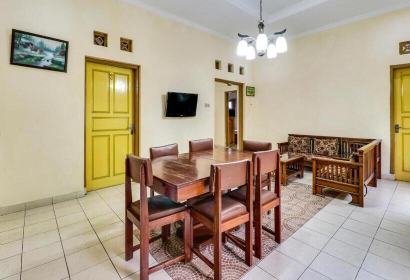 ホテル Oyo 90892 My Guest House Syariah