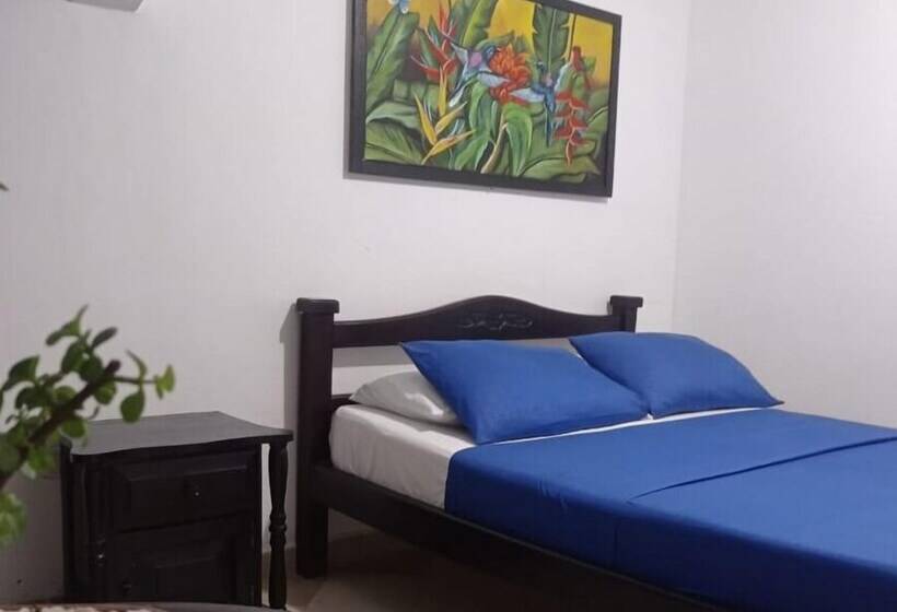 Отель Plaza Calarcá