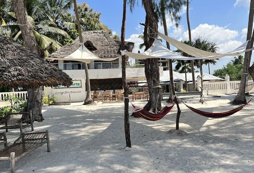 Отель Seashore Beach