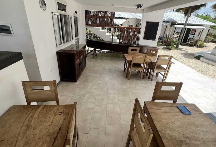 Отель Seashore Beach