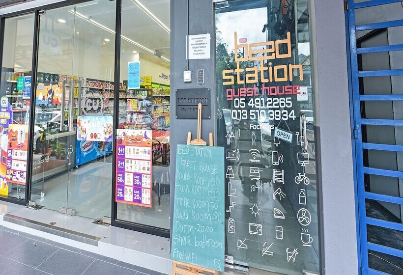 فندق Spot On 90449 Bed Station Guest House Dormitory