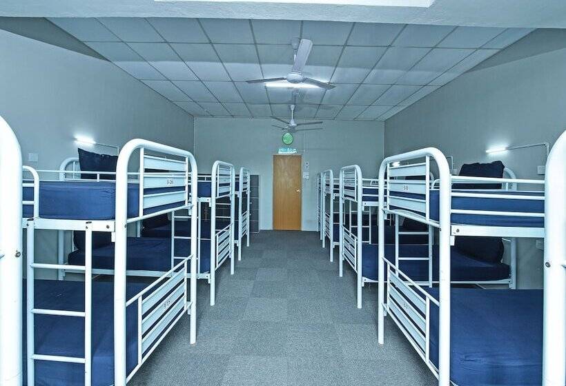 בית מלון כפרי Spot On 90449 Bed Station Guest House Dormitory