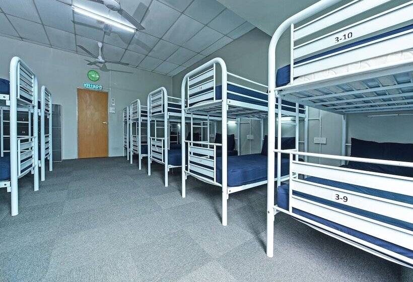 בית מלון כפרי Spot On 90449 Bed Station Guest House Dormitory