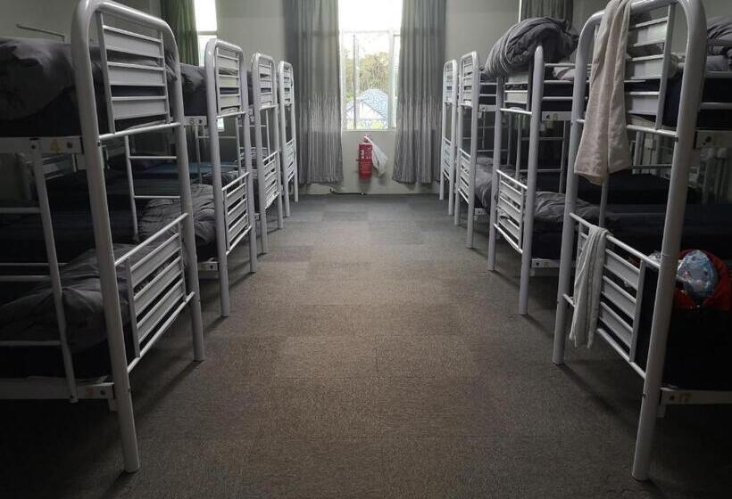 בית מלון כפרי Spot On 90449 Bed Station Guest House Dormitory