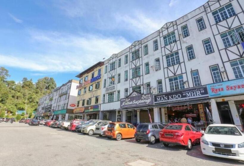 בית מלון כפרי Spot On 90449 Bed Station Guest House Dormitory