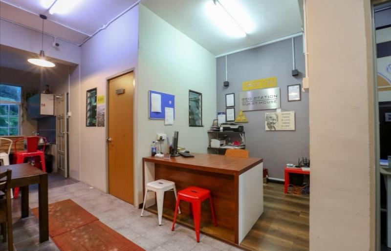 فندق Spot On 90449 Bed Station Guest House Dormitory