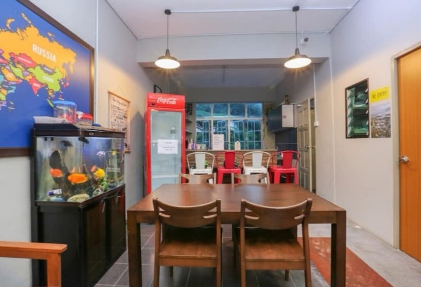 בית מלון כפרי Spot On 90449 Bed Station Guest House Dormitory