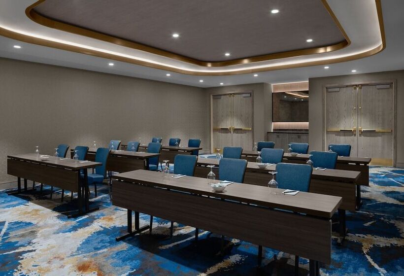 فندق The Dorian, Autograph Collection