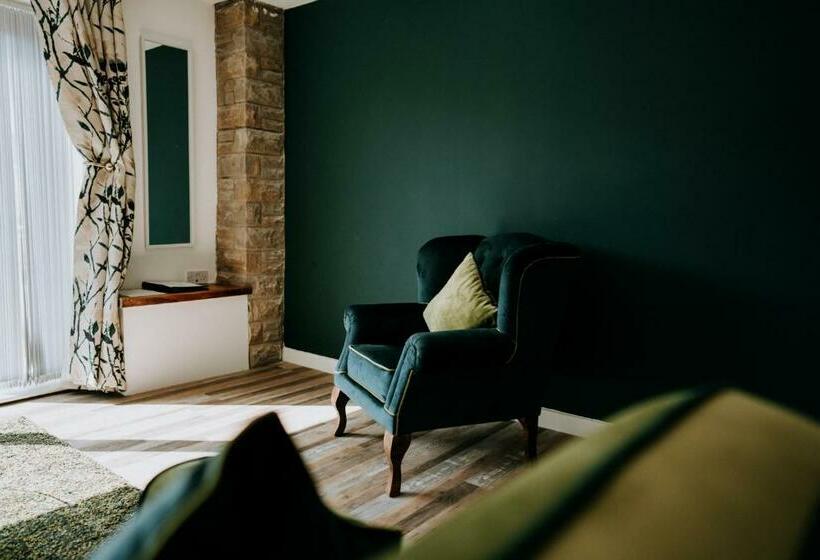 בית מלון כפרי The Lodge By Cefn Tilla