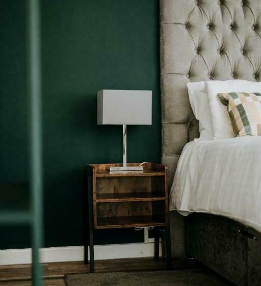 בית מלון כפרי The Lodge By Cefn Tilla