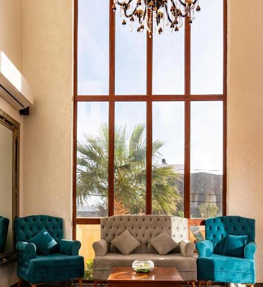 Mahdia Baghdadi Laourient Apartments, Restaurant, Café