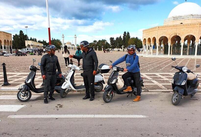 Mahdia Baghdadi Laourient Apartments, Restaurant, Café