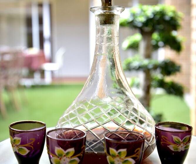 膳宿费 Five O  Clock Zen Boutique Guest House