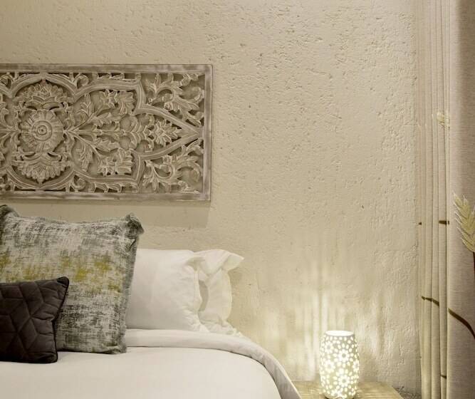 膳宿费 Five O  Clock Zen Boutique Guest House