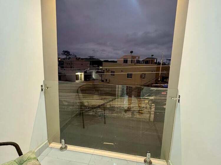 پانسیون Hostal Las Orquideas