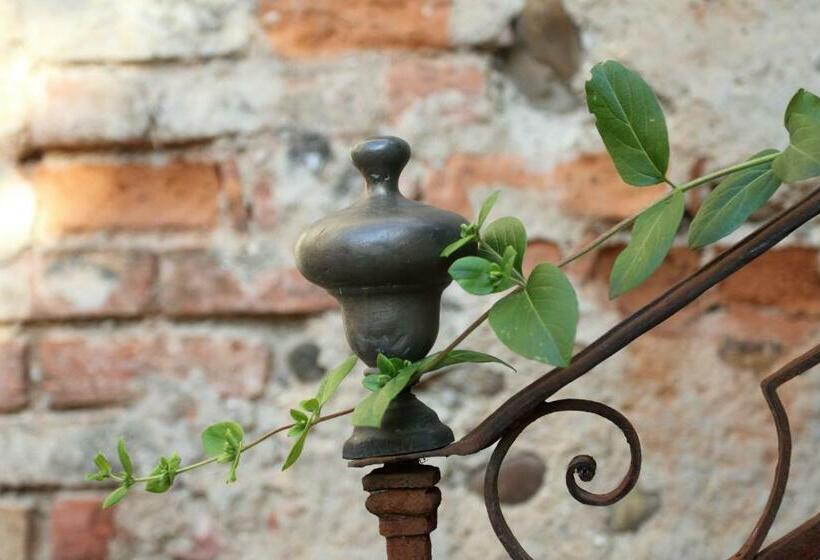 Пансион La Tour Bocsozel