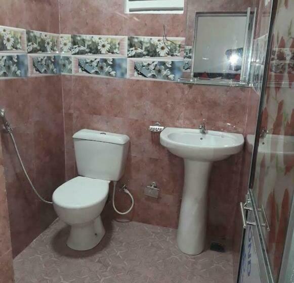 פנסיון Meegahapokuna Resort