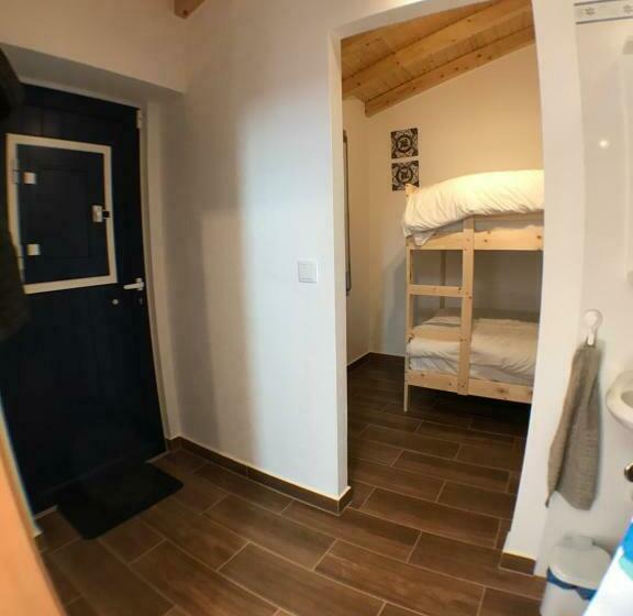 پانسیون Quarto Santo António