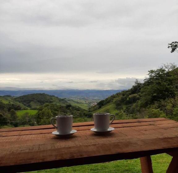 ペンション Recanto Em Cores   Chalé Com Uma Linda Vista Para As Montanhas
