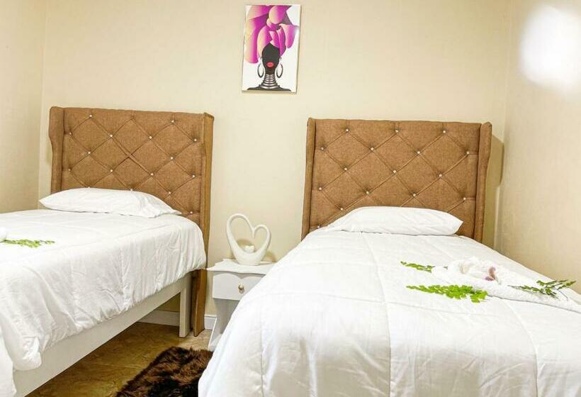 펜션 Red Hassell Manor