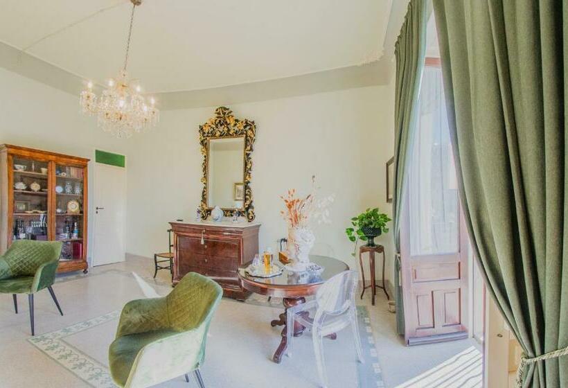 Пансион Suite Vittorio Veneto