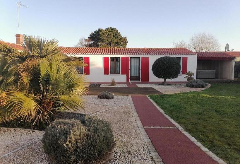 مبيت وإفطار La Longère Des Olonnes